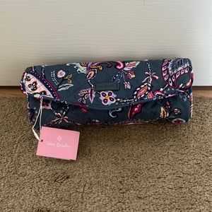 NWT Vera Bradley On a Roll Case